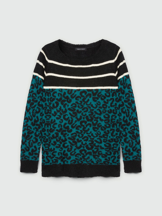 Animal print sweater with striped edges