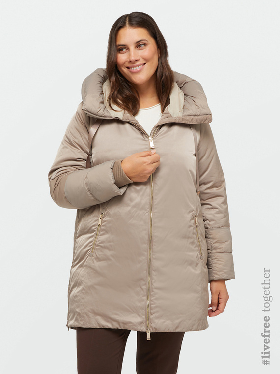 Dual-fabric down jacket with Sorona® Aura padding