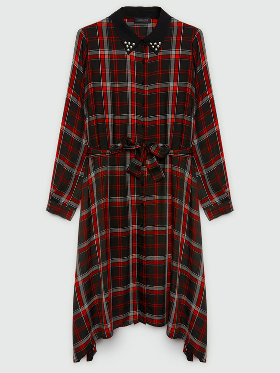 Kariertes Tartan-Kleid mit Nieten