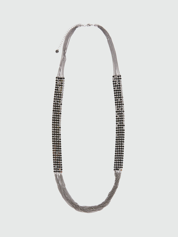 Long necklace with metal plates