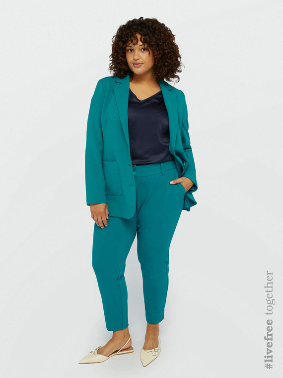 Straight-leg trousers with slanted pockets