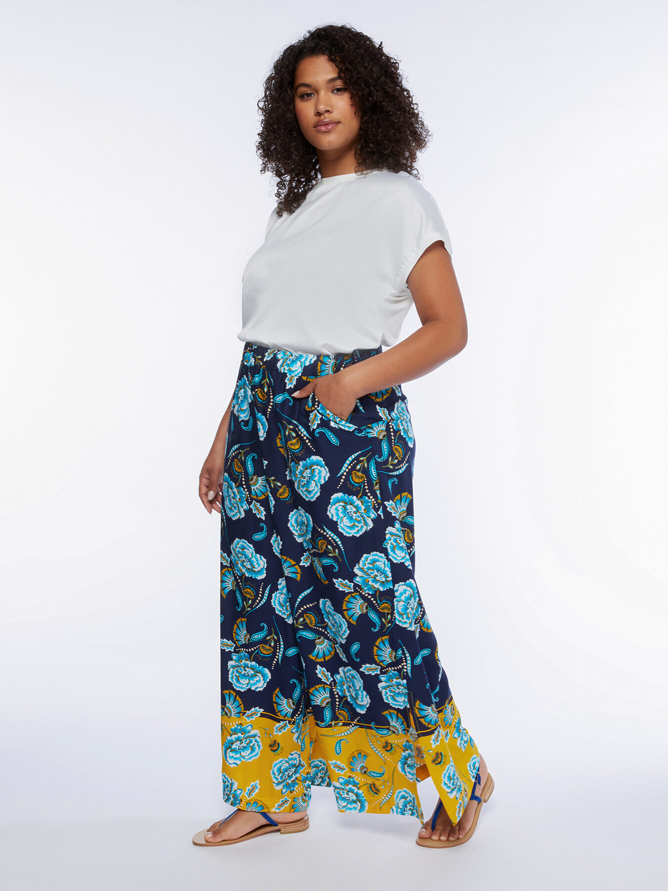 Floral cropped trousers outlet