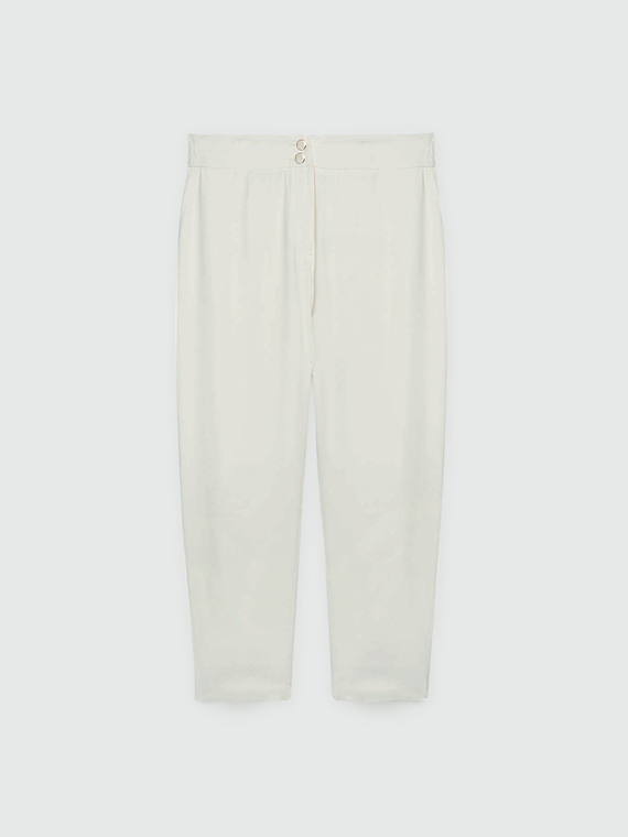 Straight-leg trousers with slanted pockets