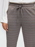 Pantaloni joggers fantasia checks con filo lurex image number 3