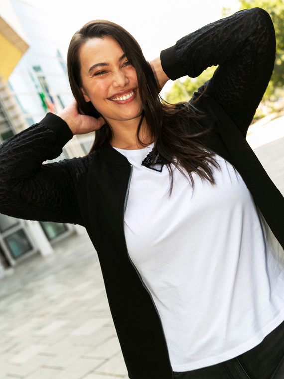 Sweatshirt with animal print tulle sleeves