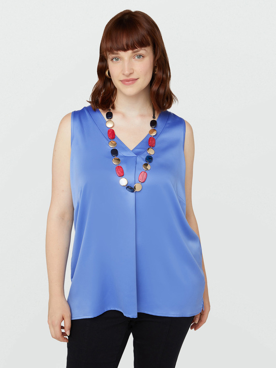 Top with front pleat