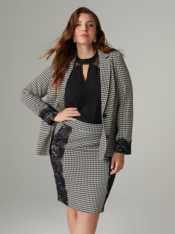 Houndstooth skirt with lace