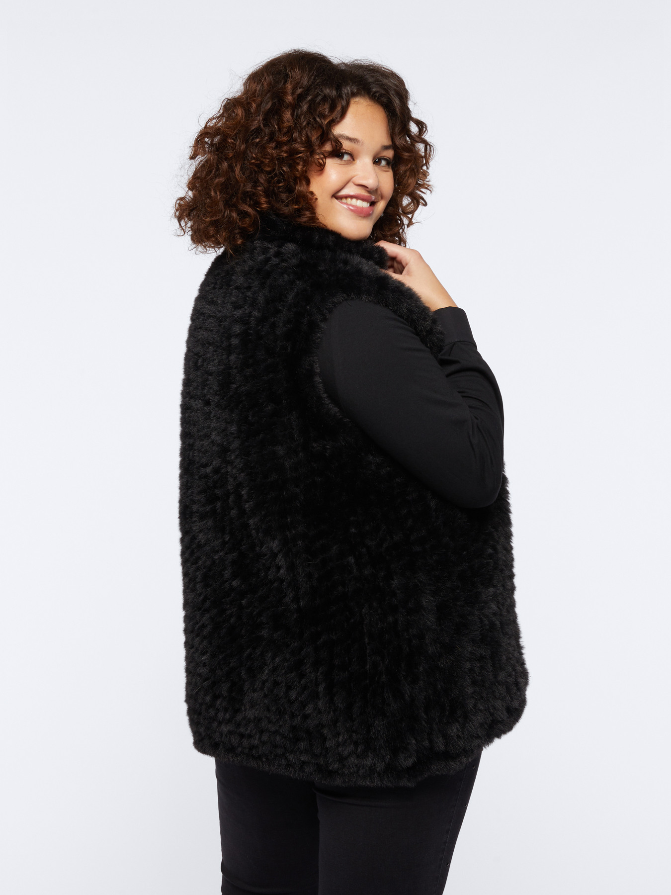 Tricot and faux fur waistcoat