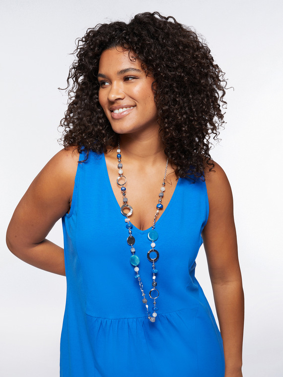 Long necklace in blue tones