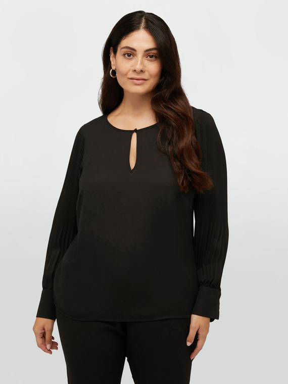 Blusa con maniche plissé