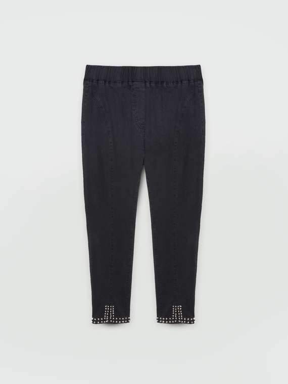 Jeggings with studs on the hem