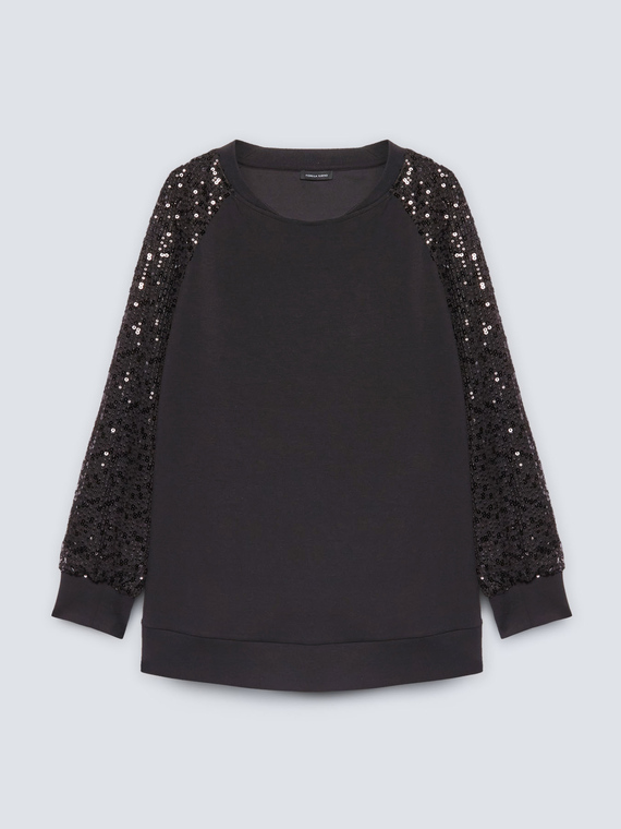 Sweatshirt with sequined sleeves