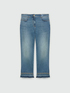 Jeans cropped con ricamo etnico image number 4