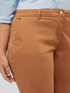 Pantaloni chinos in cotone e TENCEL™ image number 3